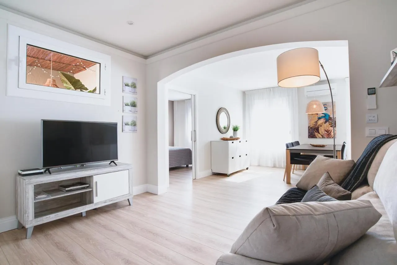 Apartamentos Hotel Pirineos Figueras